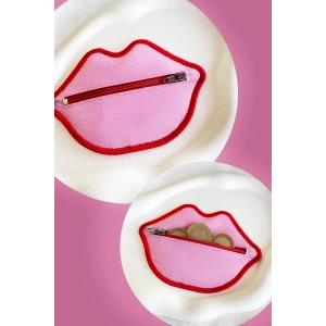 Pembe Renk Dudak Detaylı Kadın Cüzdan