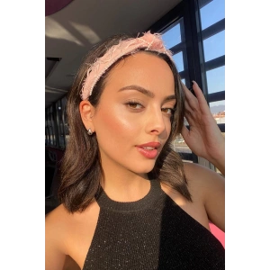 Pembe Renk İnci Detaylı Taç