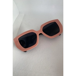 Pembe Renk Siyah Cam Detaylı Kadın Güneş Gözlüğü