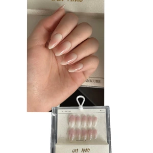 Pembe Ve Beyaz Renk Jel Tırnak Görünümlü 10lu Takma Tınak Set (Yapıştırıcılı)