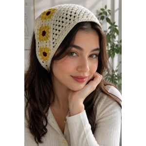 Sarı Renk Çiçek Desenli Örgü Saç Bandana