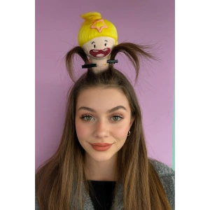 Sarı Renk Kız Figürlü Perçem Tokası Detaylı Taç