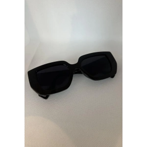 Siyah Kadın Güneş Gözlüğü