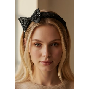 Siyah Renk Kurdele Figürlü Taş Detaylı Taç