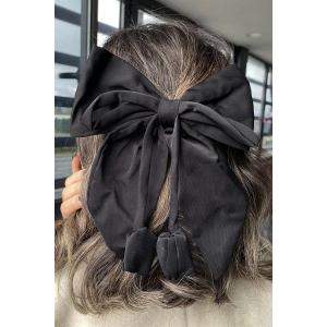 Siyah Renk Kurdele Figürlü Yan Toka