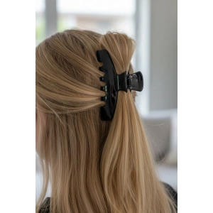 Siyah Renk Mandal Toka