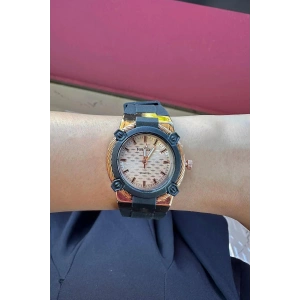 Siyah Renk Silikon Kordonlu Kadın Saat