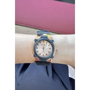 Siyah Renk Silikon Kordonlu Kadın Saat