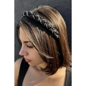 Siyah Renk Taş Detaylı Taç