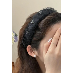 Siyah Renk Taş Detaylı Taç