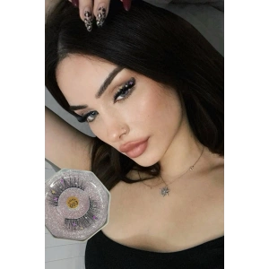 Siyah Renk Taş Detaylı Takma Kirpik 003