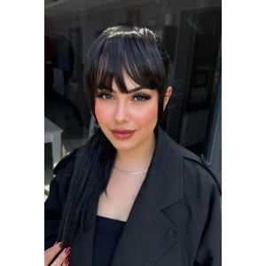 Siyah Renk Uzun Kenarlı Seyrek Takma Kahkül