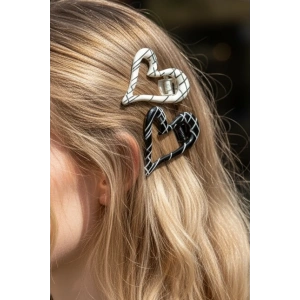 Siyah ve Beyaz Renk Kalp Figürlü Yan Toka