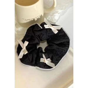 Siyah Ve Krem Renk Kurdele Figürlü Simit Toka