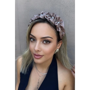 Vizon Renk Taş Ve İnci Detaylı Taç