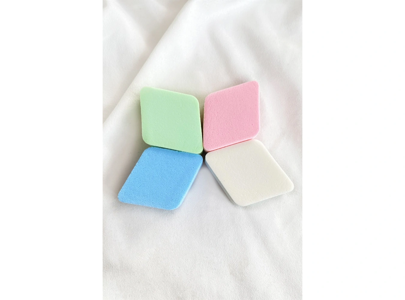 4 Adet Makyaj Süngeri