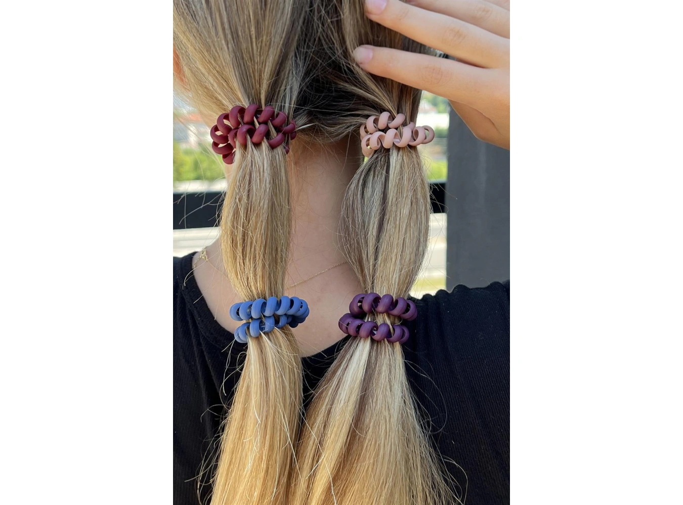 4lü Karışık Renk Helezon Lastik Toka