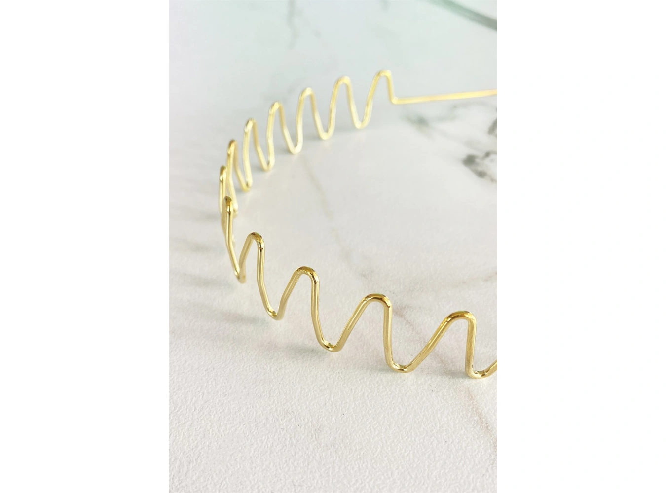 Altın Renk Metal Taç