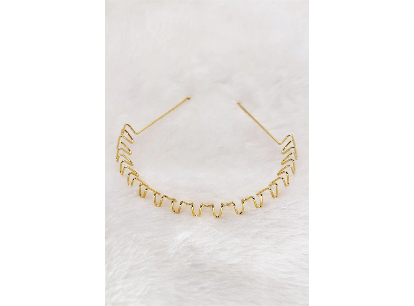 Altın Renk Metal Taç