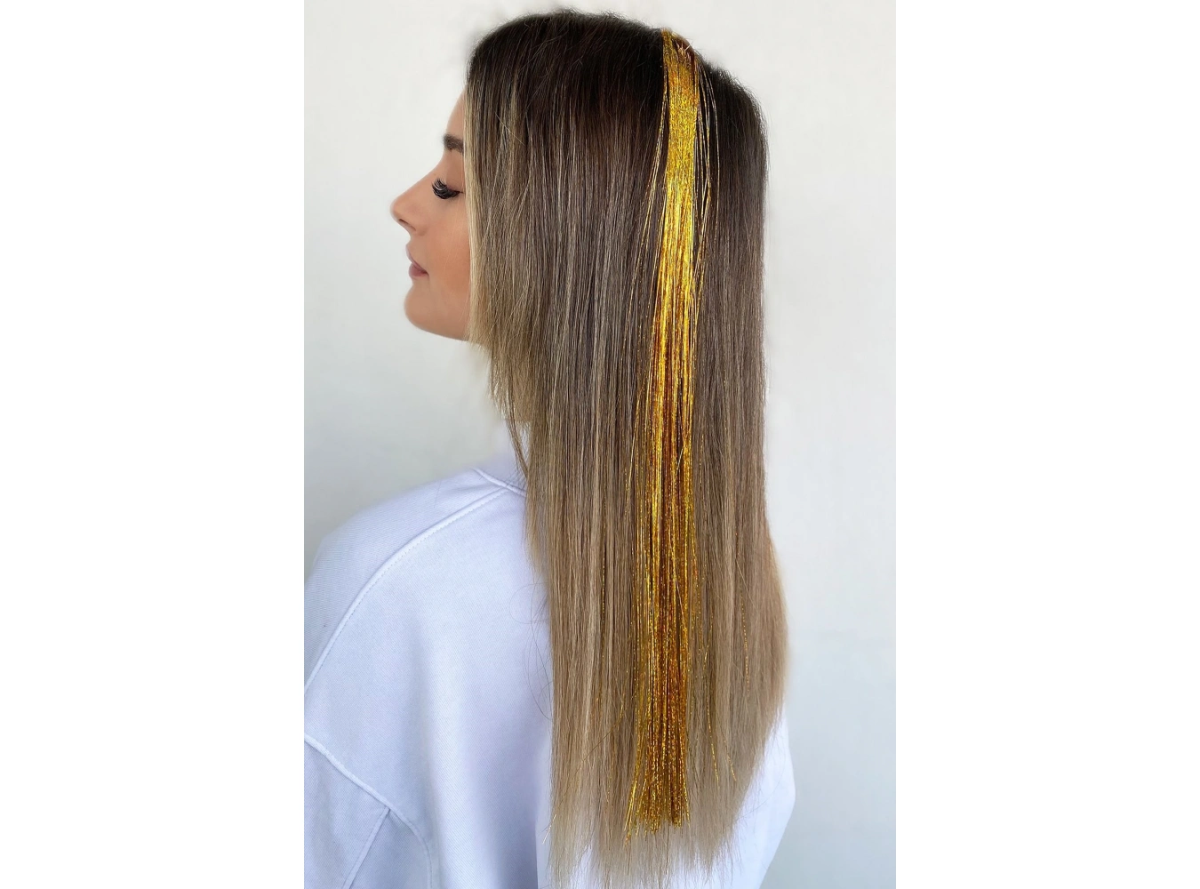 Altın Renk Simli Yan Postiş 45 Cm