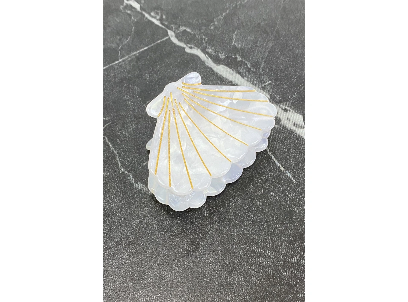 Beyaz Renk Orta Boy Deniz Kabuğu Mandal Toka