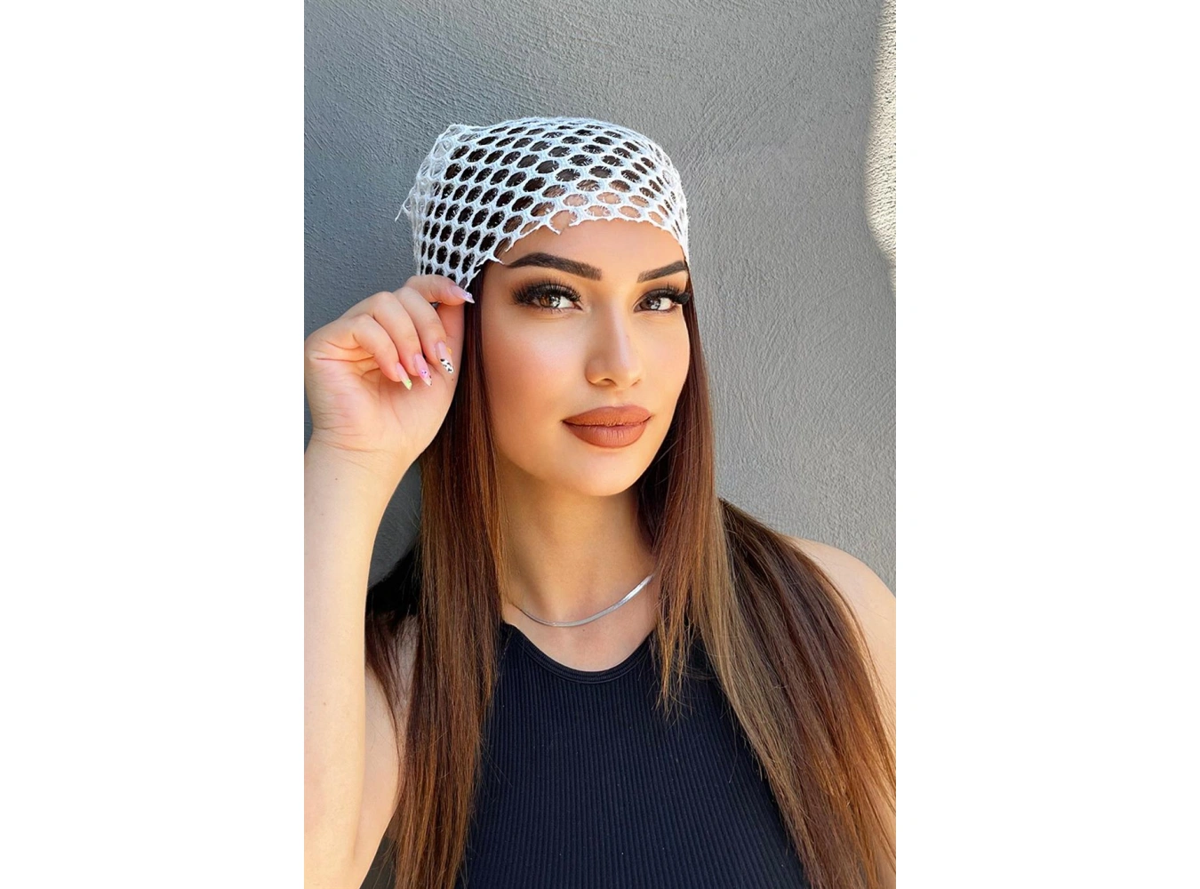 Beyaz Renk Simli Fular