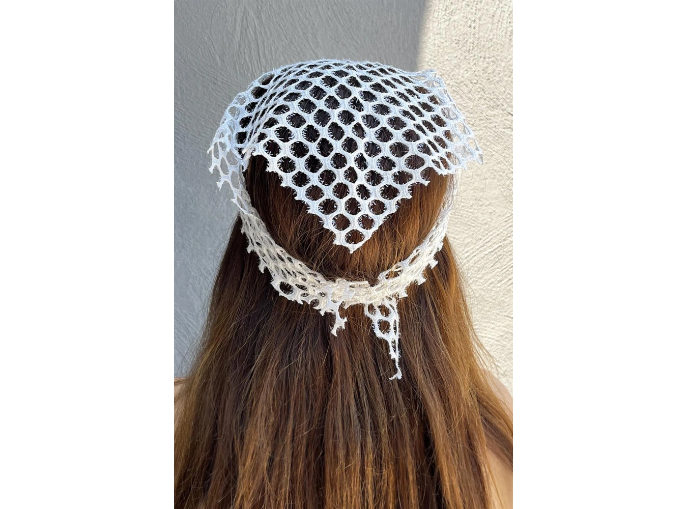 Beyaz Renk Simli Fular