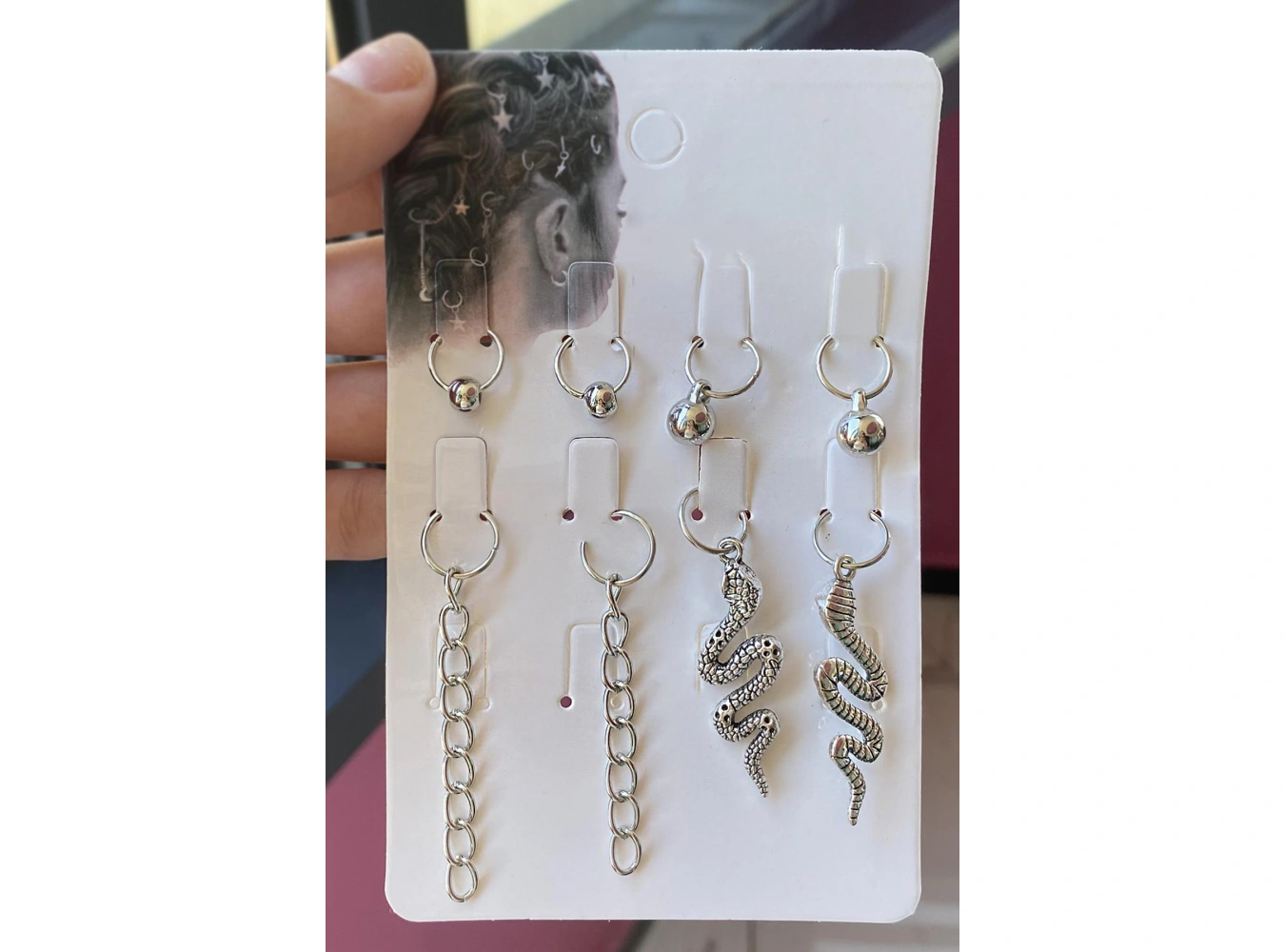 Gümüş Renk 8li Renkli Yılan Ve Karışık Figürlü Saç Küpesi