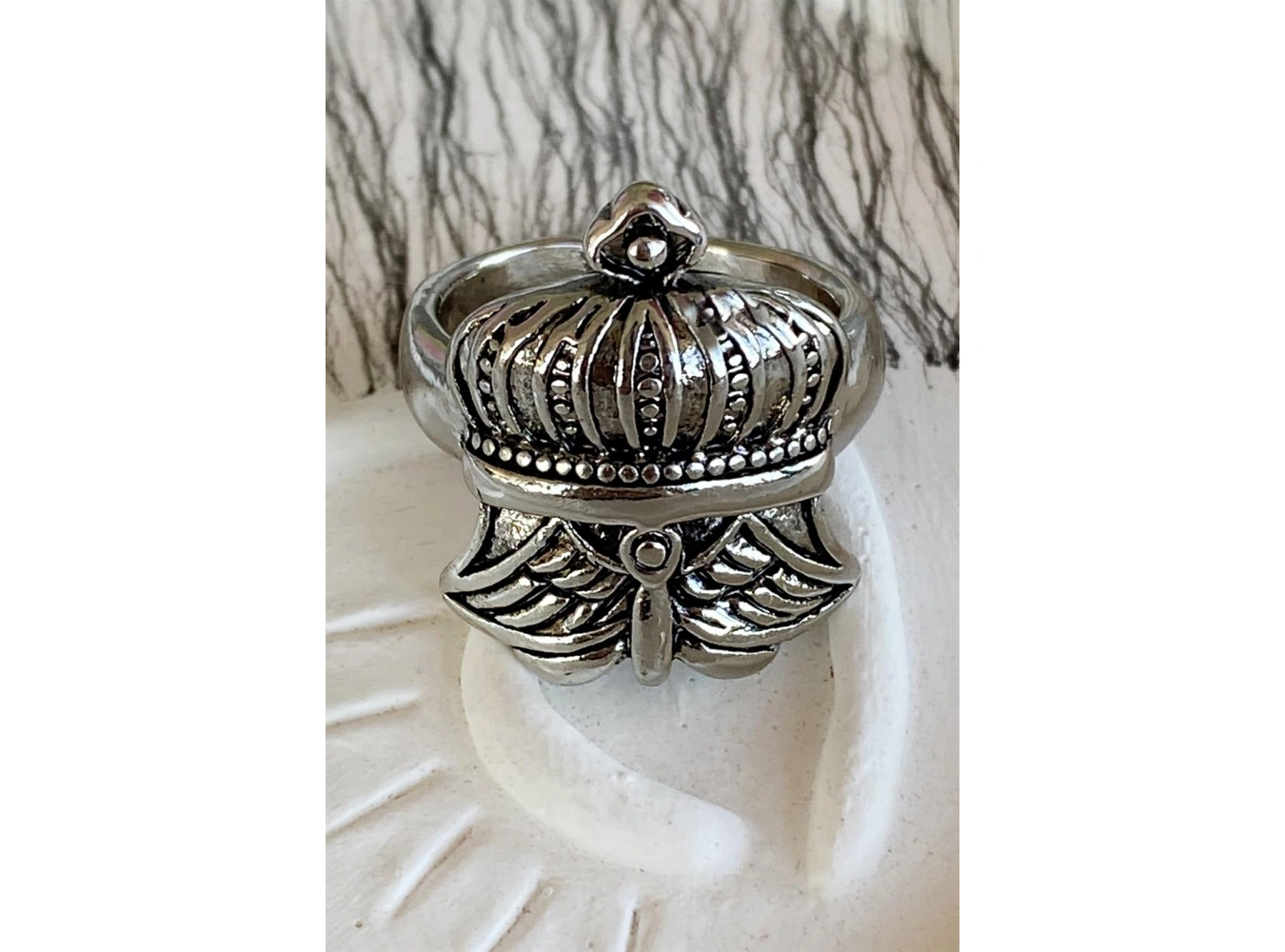 Gümüş Renk Kral Tacı Figürlü Ayarlanabilir Erkek Yüzük