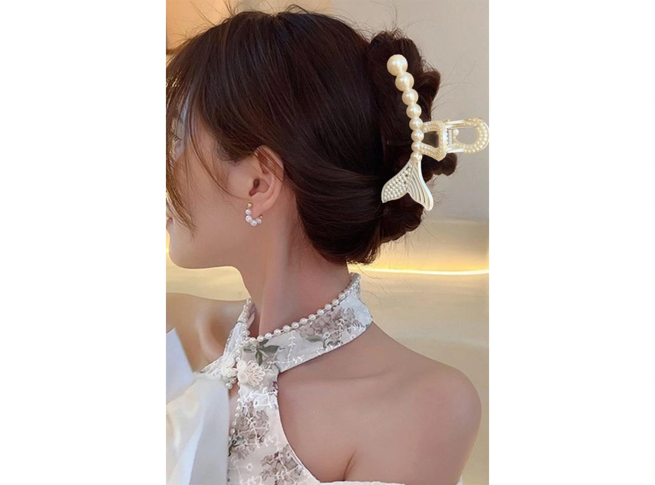 Krem Renk İncili Büyük Boy Balık Figürlü Mandal Toka