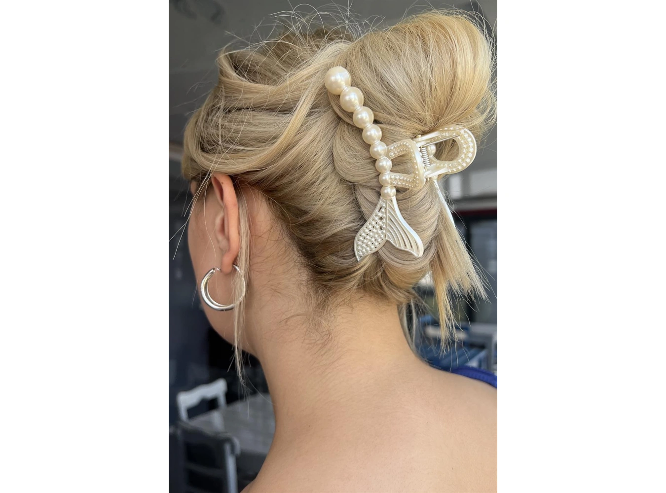 Krem Renk İncili Büyük Boy Balık Figürlü Mandal Toka