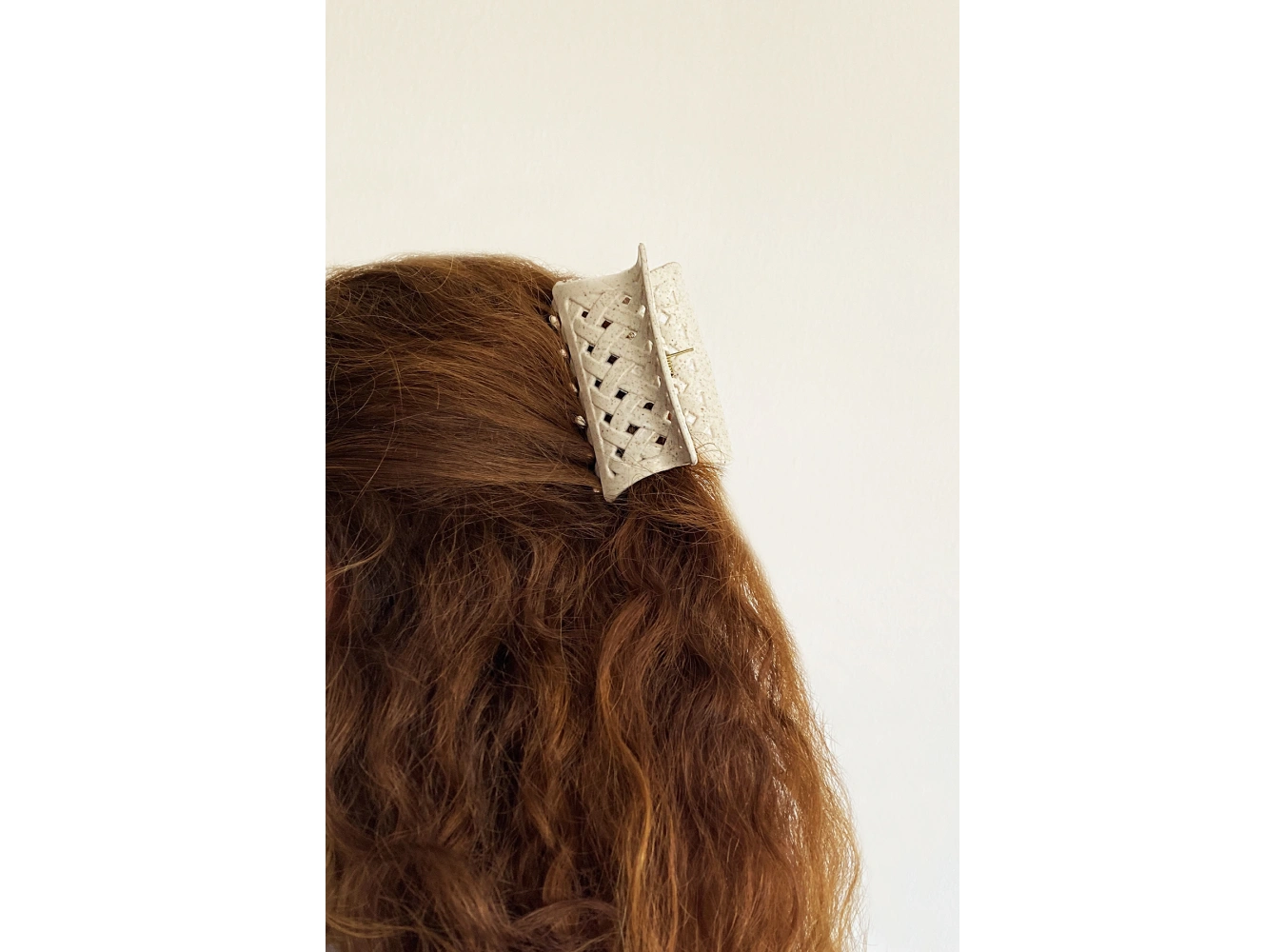 Krem Renk Mandal Toka