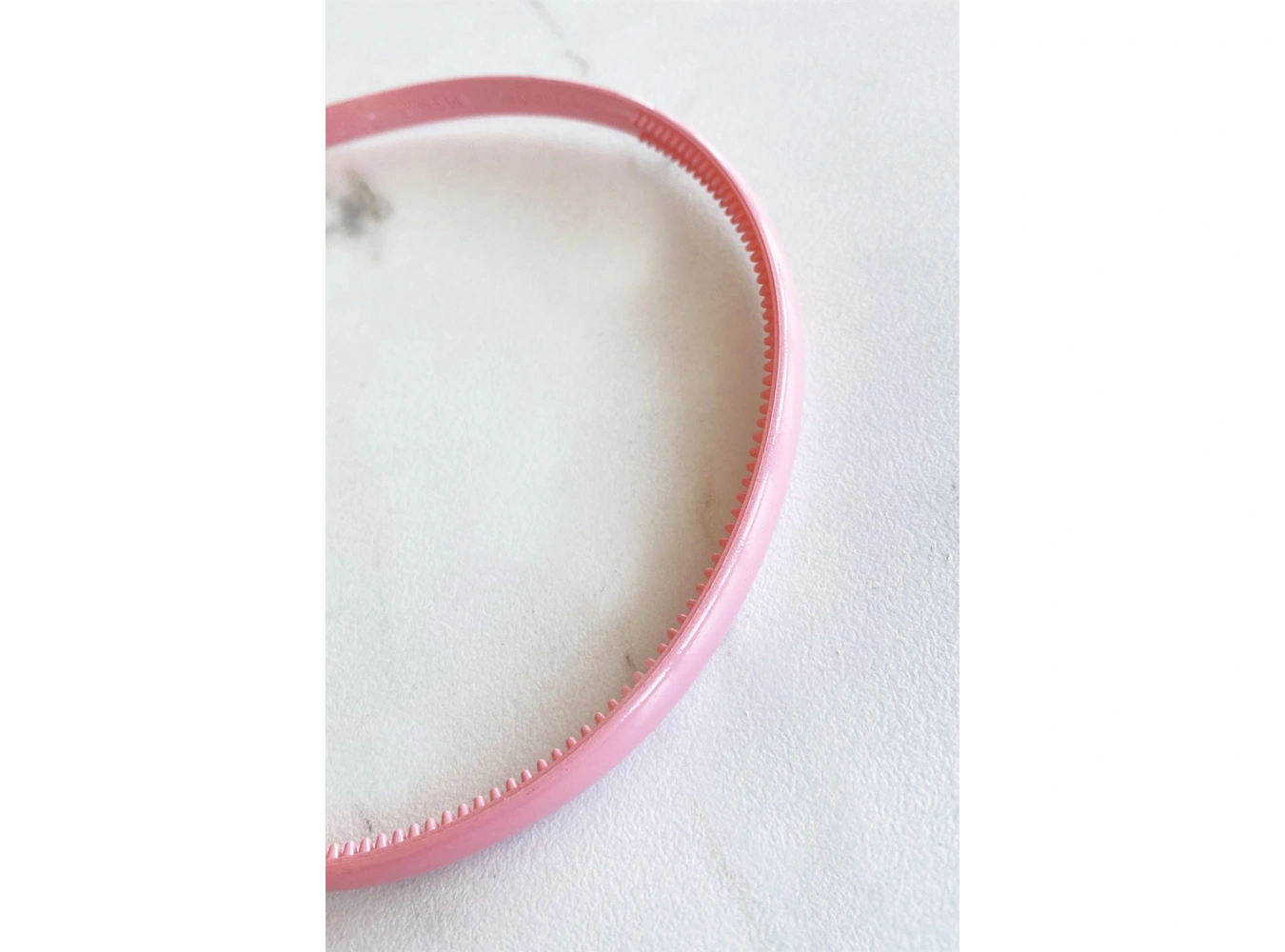 Pembe Renk İnce Taç