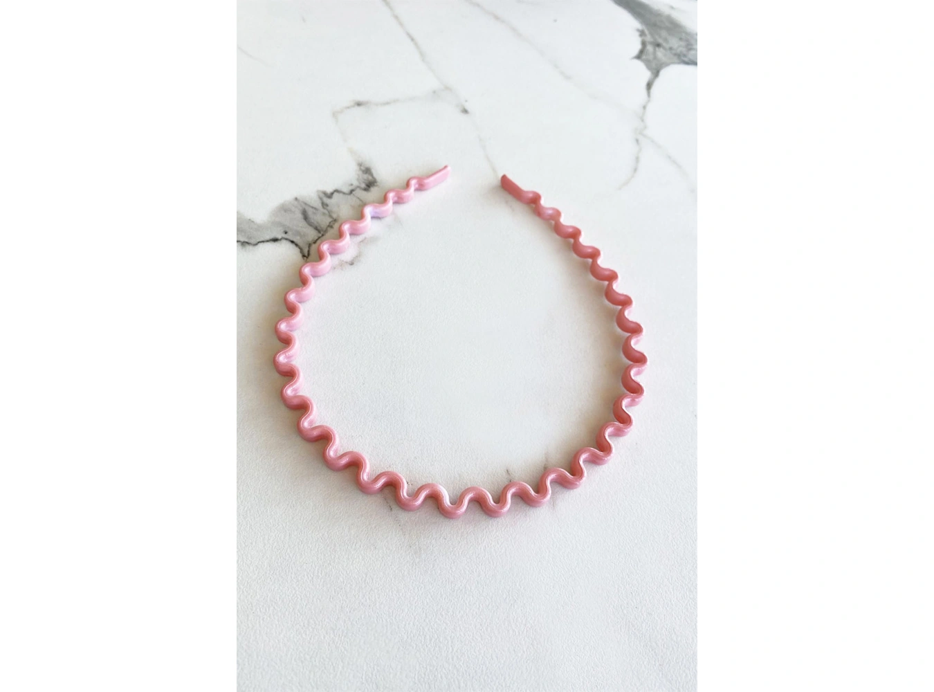 Pembe Renk Kıvrımlı Taç