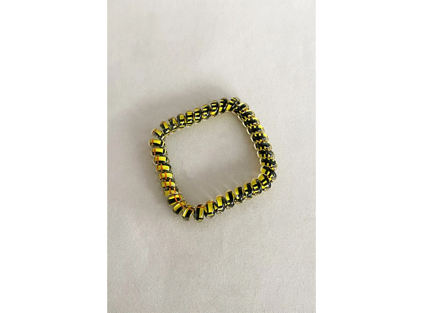 Sarı Renk Helezon Lastik Toka