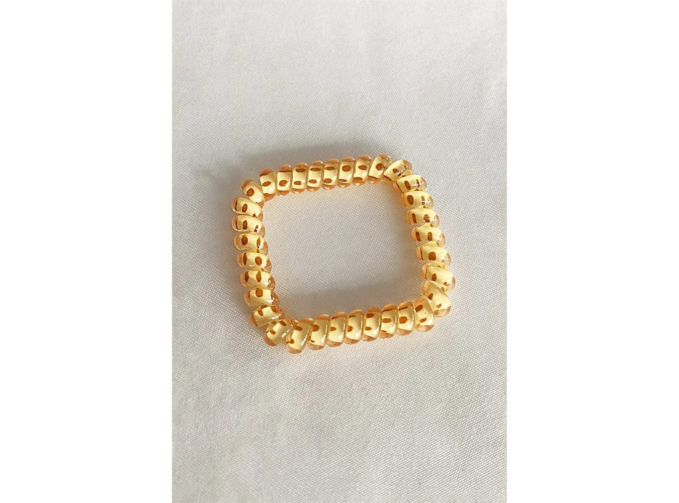 Sarı Renk Kahve Puantiyeli Helezon Lastik Toka