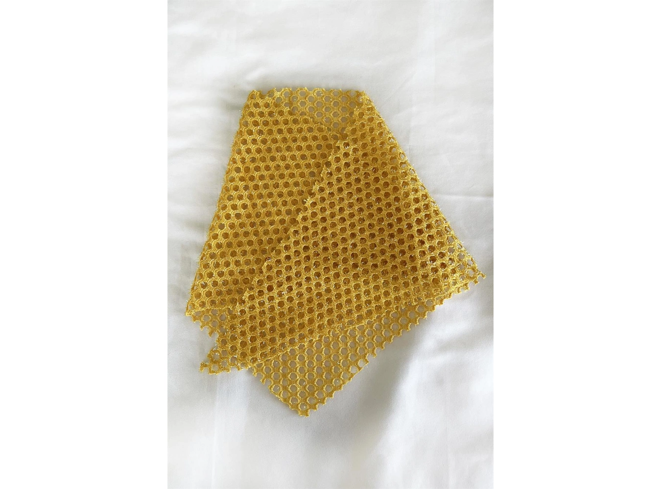 Sarı Renk Simli Fular