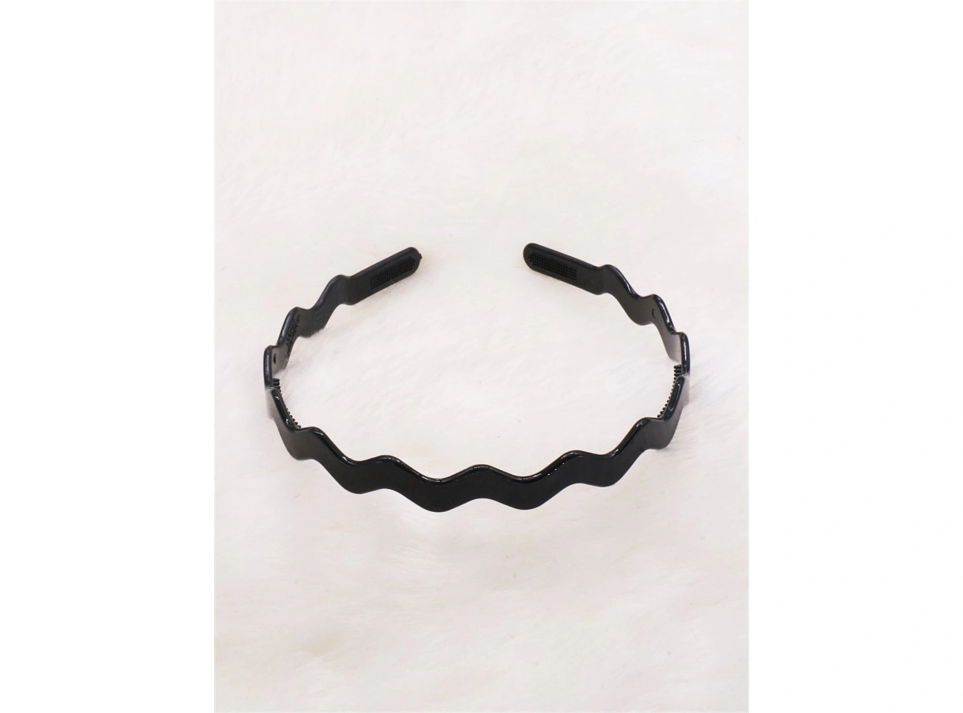 Siyah Kıvrımlı Taç