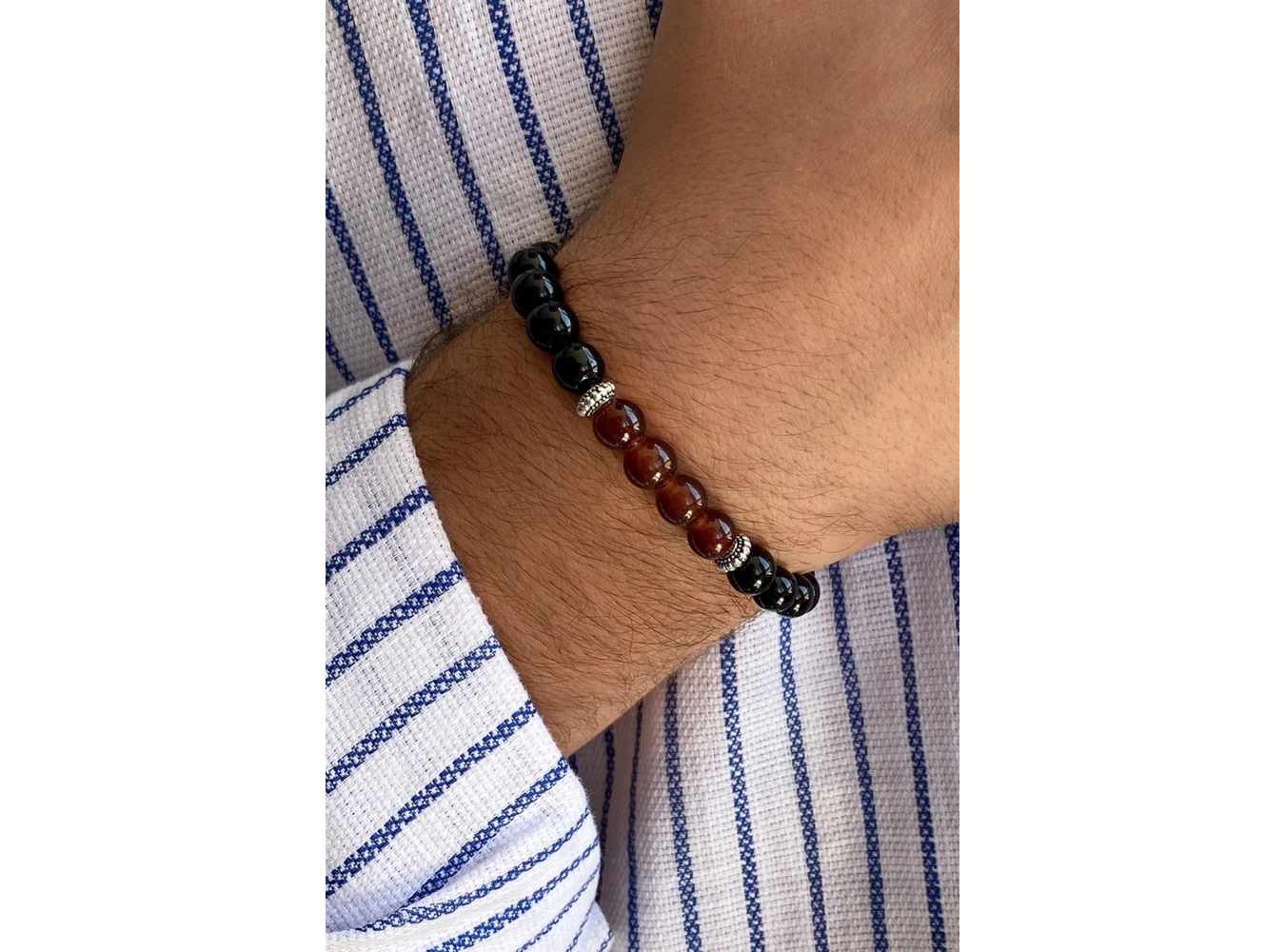 Siyah Renk Boncuk Detaylı Erkek Bileklik