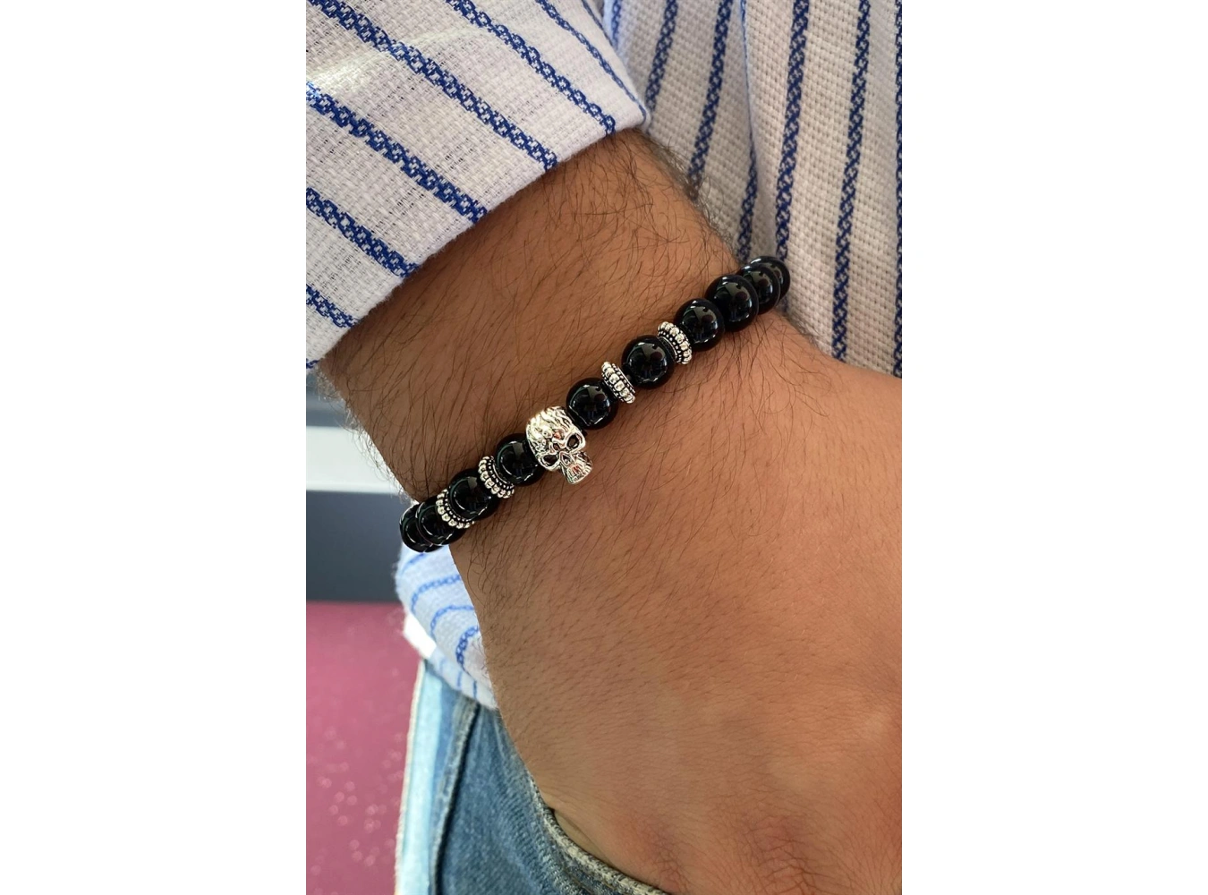 Siyah Renk Boncuk Detaylı Kuru Kafa Figürlü Erkek Bileklik