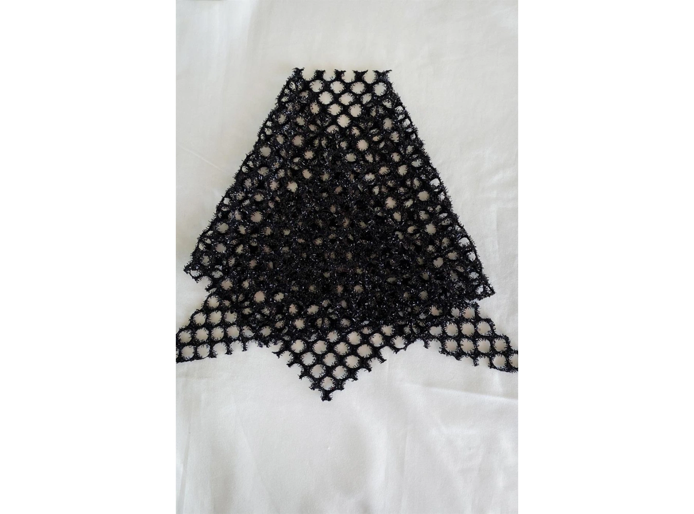 Siyah Renk Simli Fular