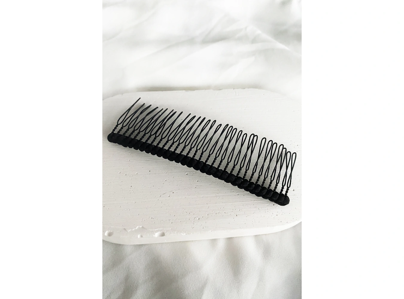 Siyah Renk Tel Tarak Toka