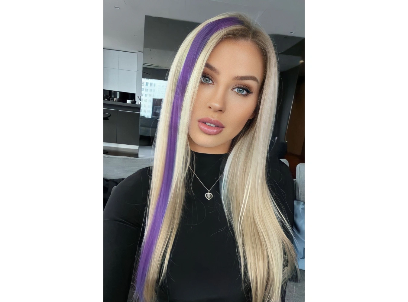 Yan Çıt Çıt Postiş / Mor / 50 Cm