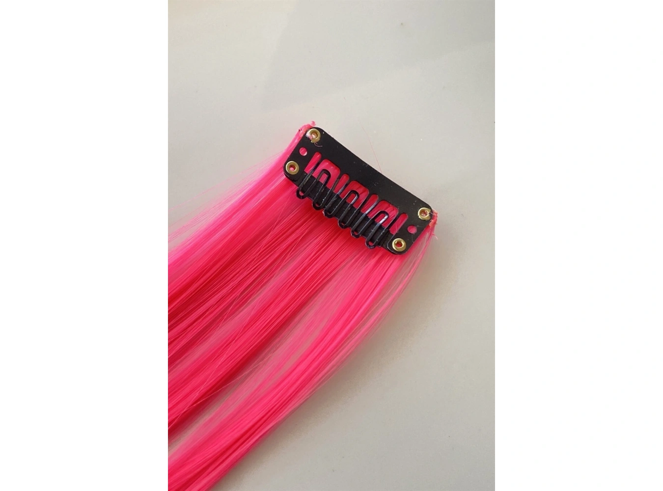 Yan Çıt Çıt Postiş / Neon Pembe Renk / 50 Cm