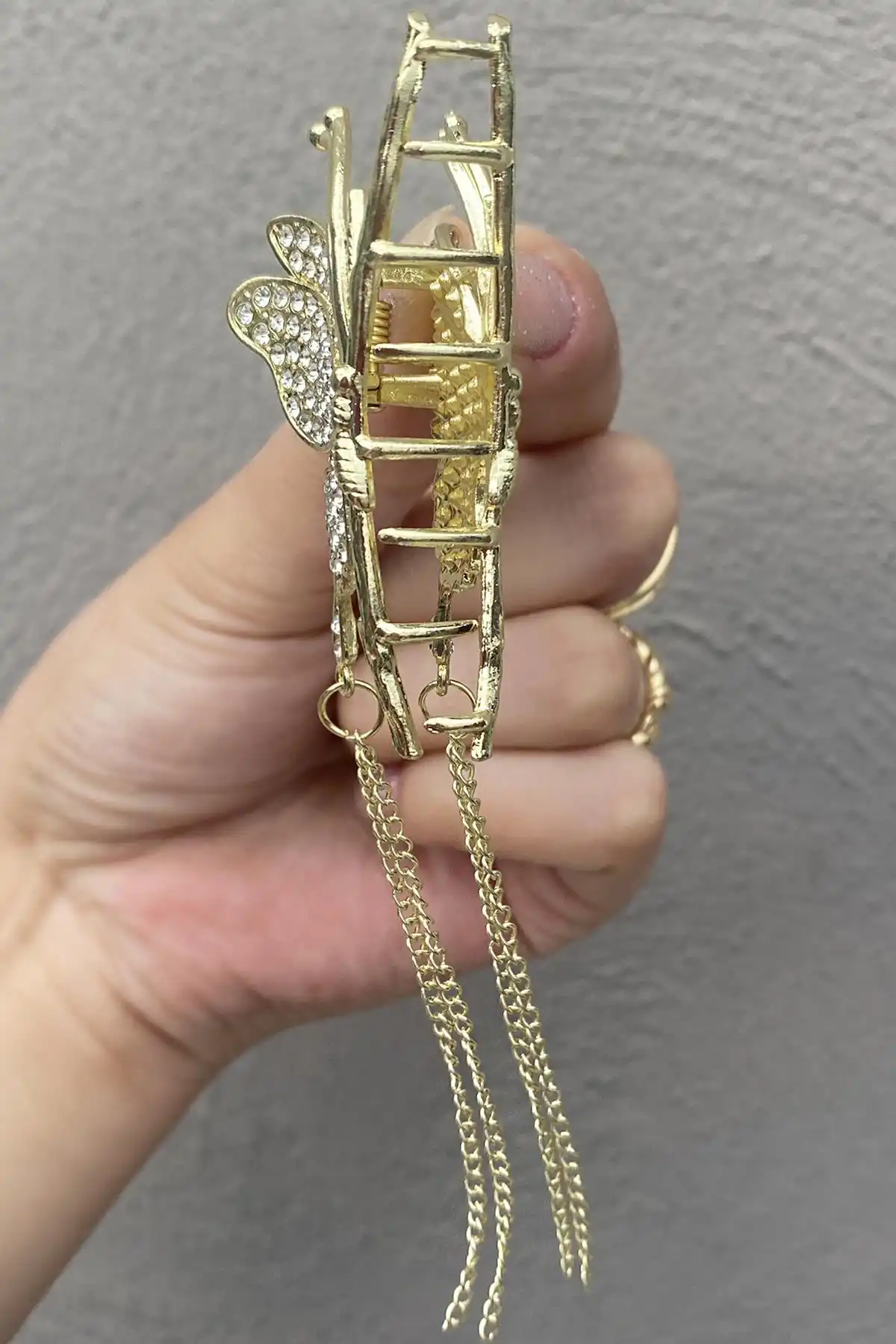 Altın Renk Kelebek Figürlü Mandal Toka