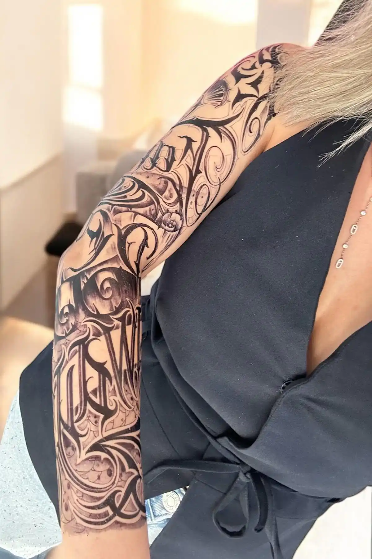 Geçici Yazı Detaylı Dövme Tattoo