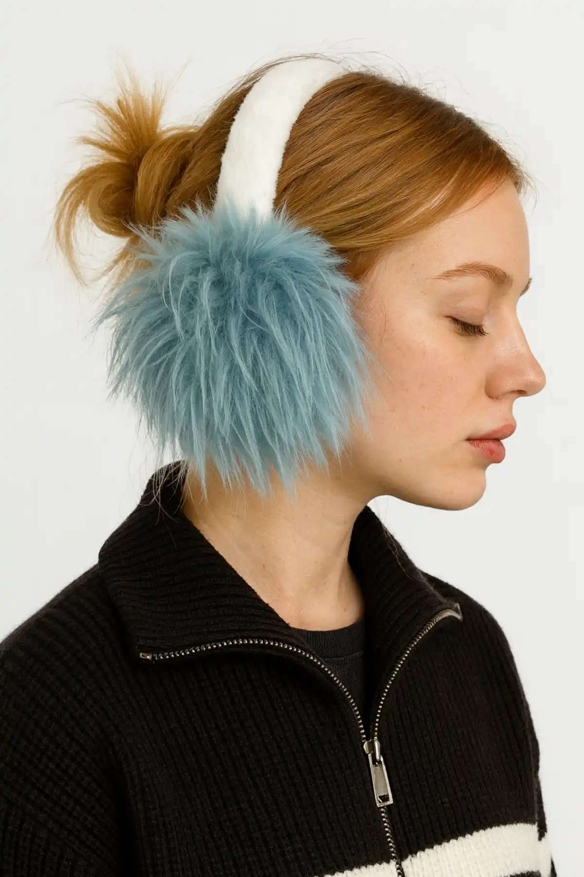 Mavi Ve Beyaz Renk Peluş Kulaklık