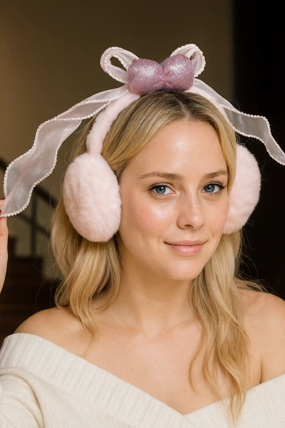 Pembe Renk Kurdele Figürlü Peluş Kulaklık