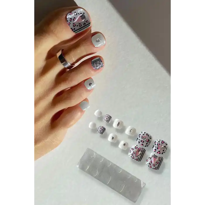 12li Karışık Renk Leopar Desenli Taş Detaylı Ayak Takma Tırnak