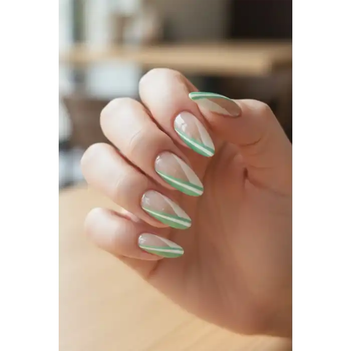 12li Krem Ve Yeşil Renk Jel Görünümlü Takma Tırnak (Yapıştırıcılı)